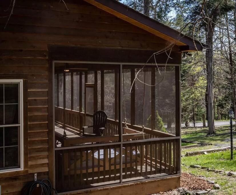 Cozy W/ Indoor Fireplace & Tranquil Views Luray